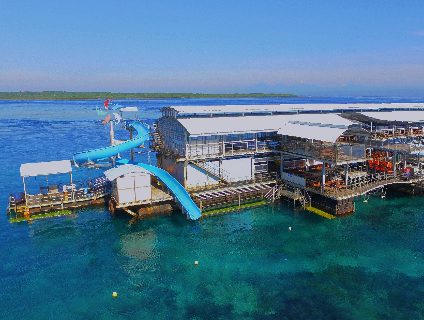 Mega Pontoon